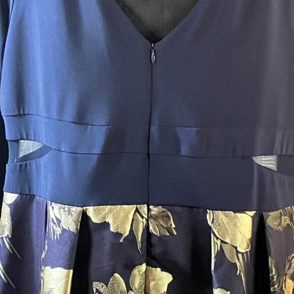 Xscape Maxi Brocade Formal Cocktail Dress Navy and Gold Size 22  EUC - Picture 5 of 15